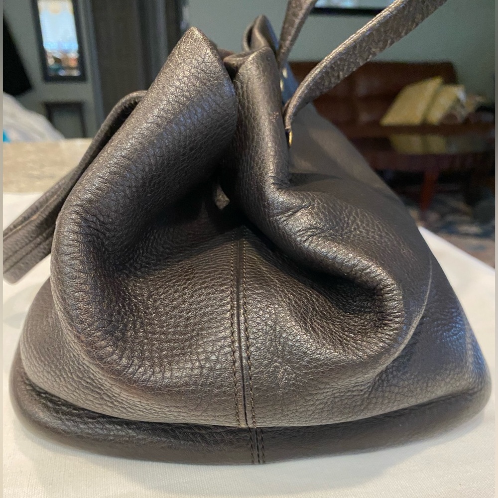 MCM Dark Brown Satchel with Gold Details - Picture 4 of 10